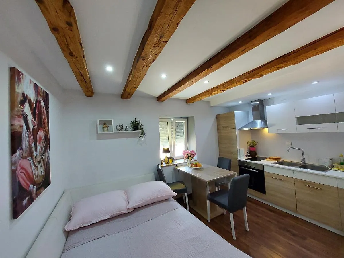 Mexicana Apartment Pink Zadar Croatia
